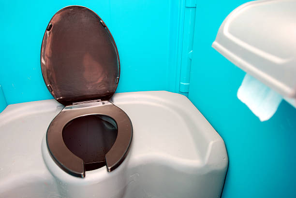 Best Portable toilet rental cost  in Amherst, OH